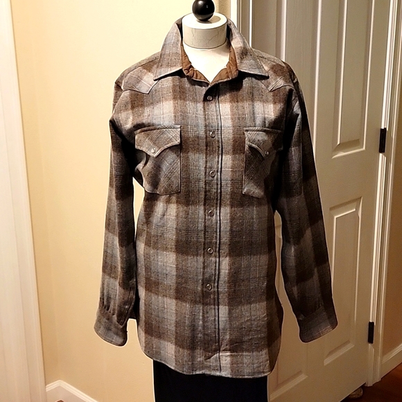 Pendleton 💙Host Pick🎉Snap Front Western Canyon shirt - Picture 2 of 6
